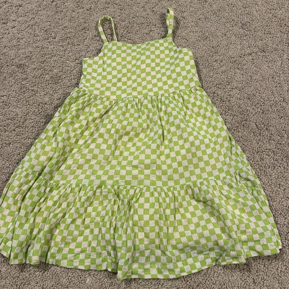 Two dresses. - Picture 2 of 7